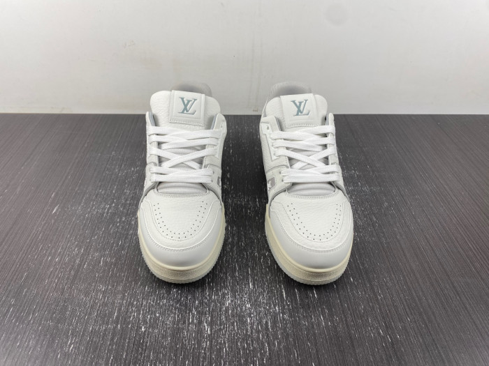 LV SNEAKER LOW 120401