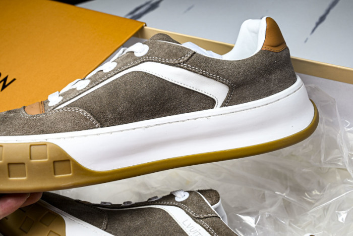 LV SNEAKER  FOR-LV403
