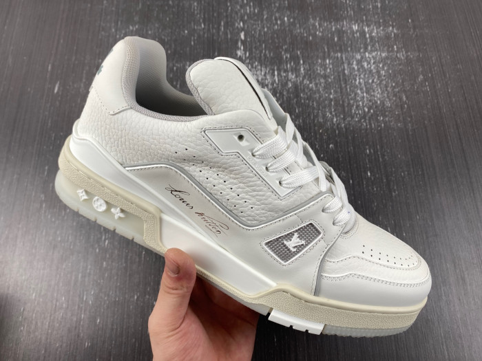 LV SNEAKER LOW 120401