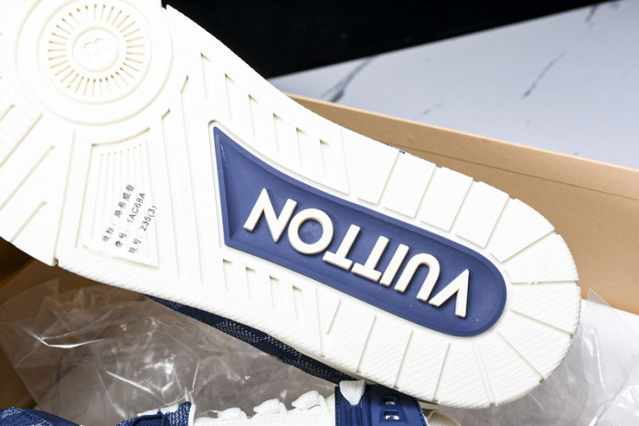 LV SNEAKER LOW FOR-LV130