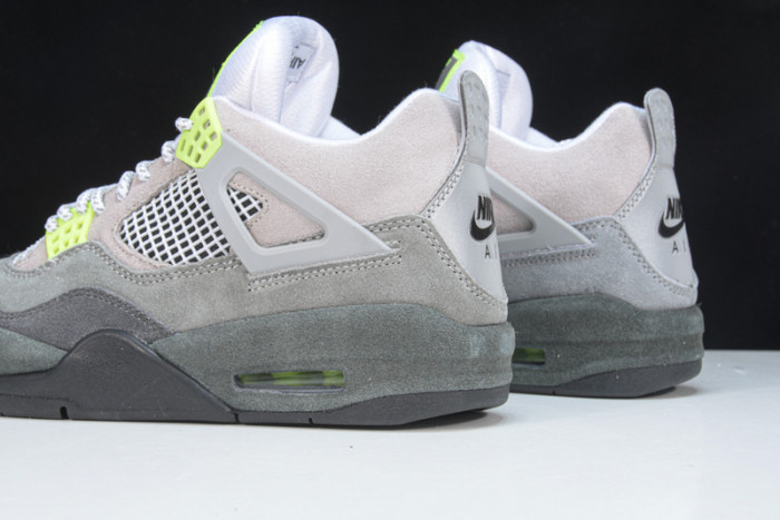 Air Jordan 4 Retro SE Neon CT5342-007