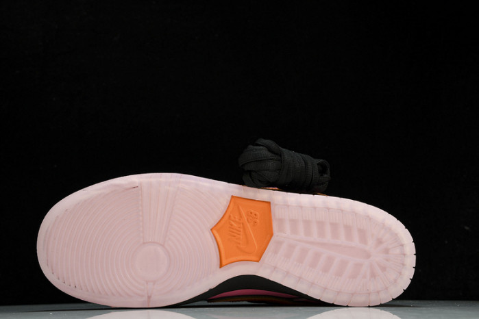 The Powerpuff Girls x Nike SB Dunk Low “Blossom” FD2631-600