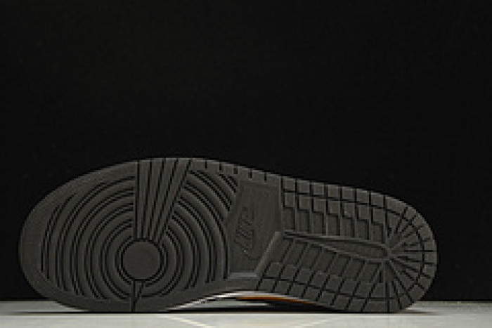 Air Jordan 1 Mid "Lakers" DQ8426-517