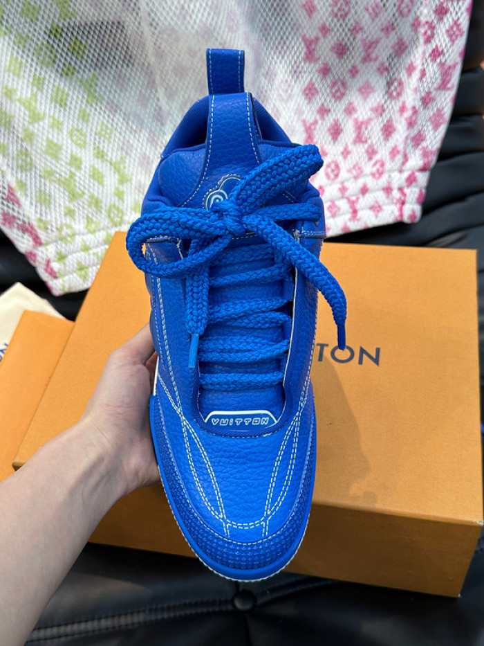 LV SNEAKER LOW 012401