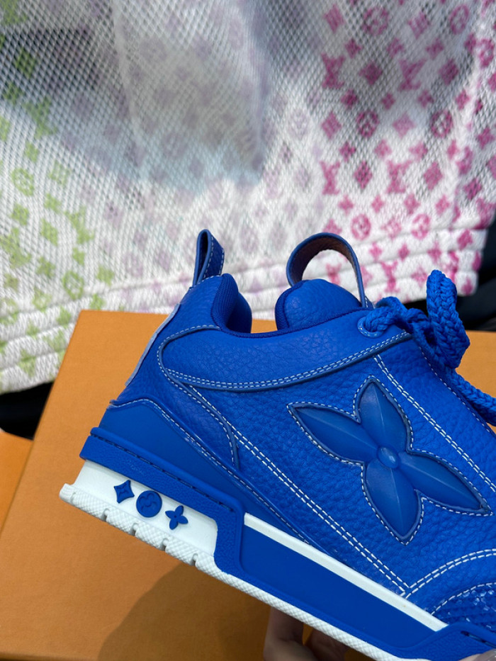 LV SNEAKER LOW 012401