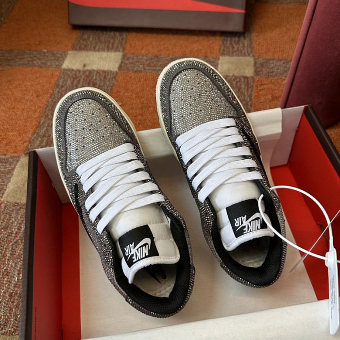 AIR JORDAN 1 RETRO AJ-31