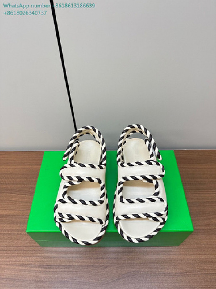 B0TTEGA VENETA SLIDES