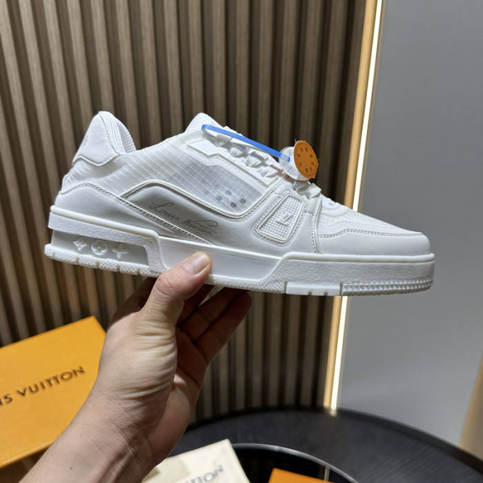 LV SNEAKER TRAINER FOR-LV301