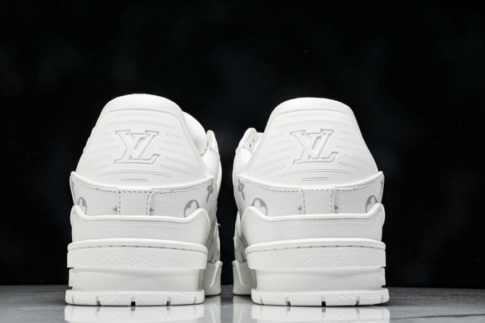 LV SNEAKER FOR-LV255