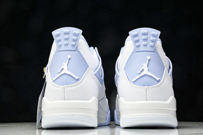 Air Jordan 4 “Forget Me Not” WMNS HV0823-100