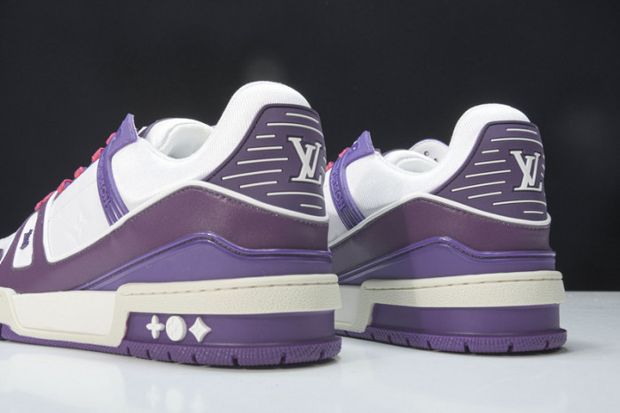 LV SNEAKER LOW YEE-006