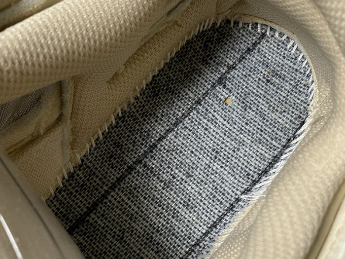 BLCG Track TRAINER Yeeshoes 220402