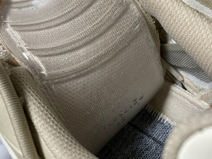 BLCG Track TRAINER Yeeshoes 220402