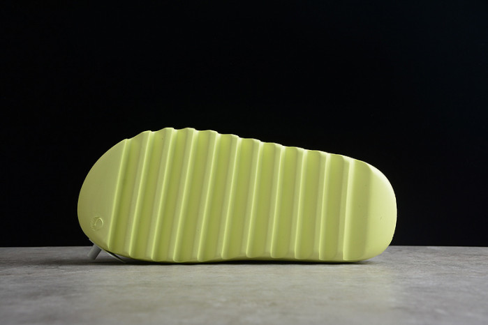 Yeezy Slide Green GX6138