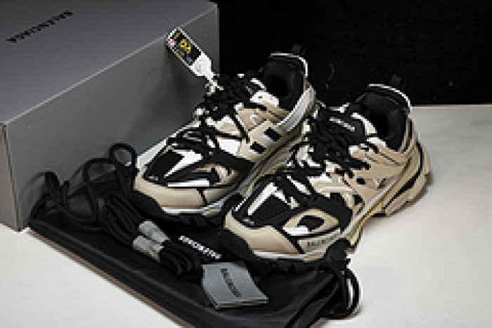 BLCG Track 3.0  W3AC4 8071