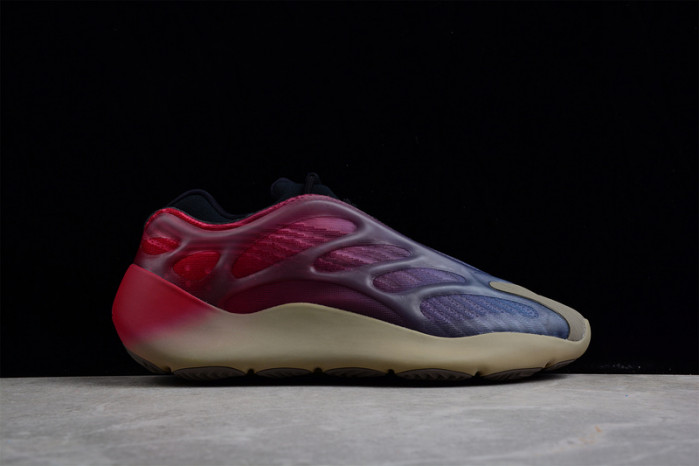 ADIDAS YEEZY 700 V3 “Fade Carbon” GW1814