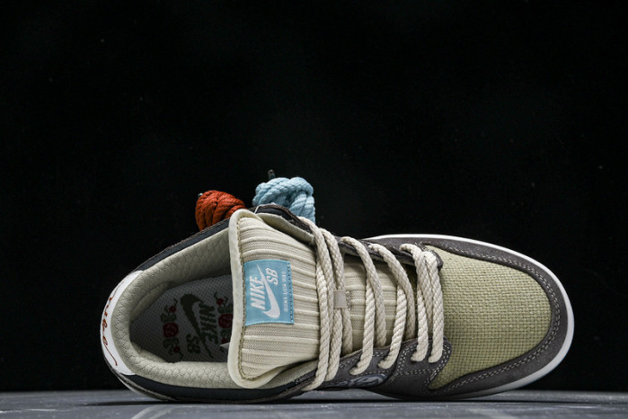 DUNK LOW  “Big Money Savings”  FZ3129