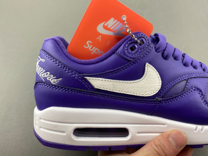Supreme x Nike Air Max 1