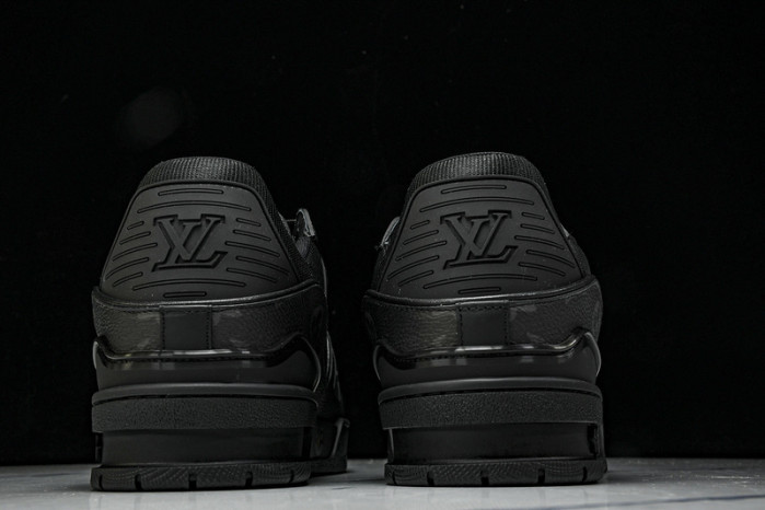 LV SNEAKER TRAINER FOR-LV353