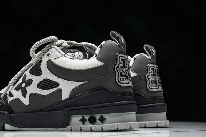 LV SNEAKER LOW 10801