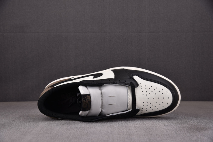 Air Jordan 1 Retro Low OG Mocha  CZ0790-102