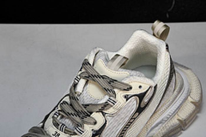 BLCG RUNNER   W1XL5-0185