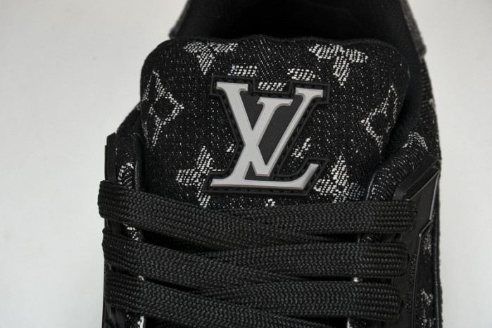 LV SNEAKER LOW 020401