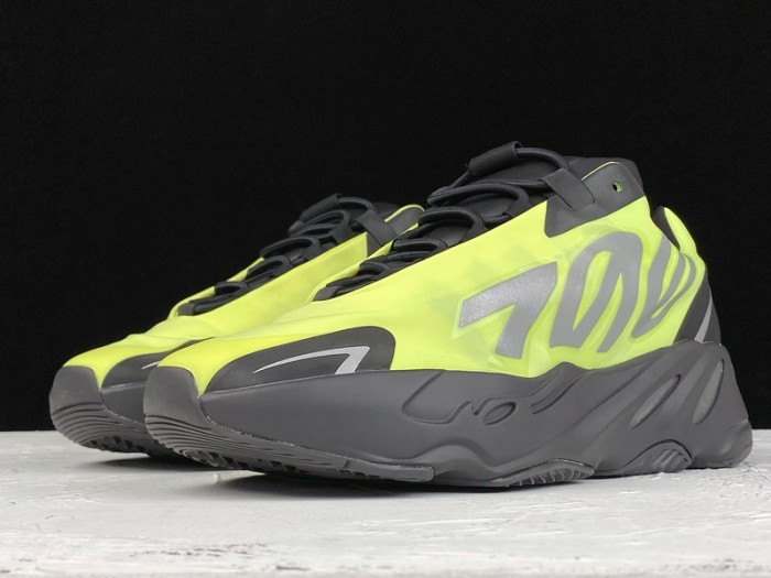 ADIDAS Yeezy Boost 700 MNVN Phosphor  FY3727