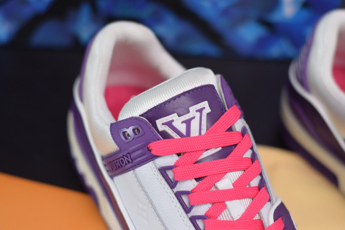 LV SNEAKER LOW YEE-002