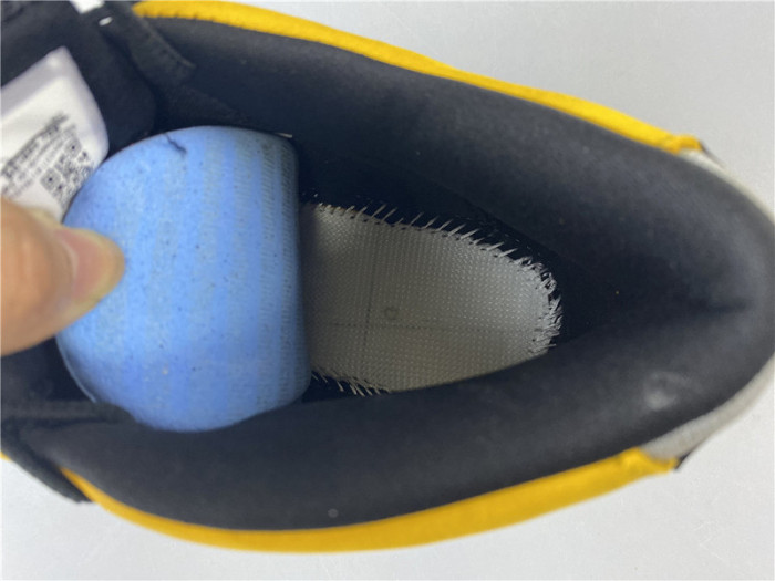 AIR Jordan 14 Retro University Gold BQ3685-706