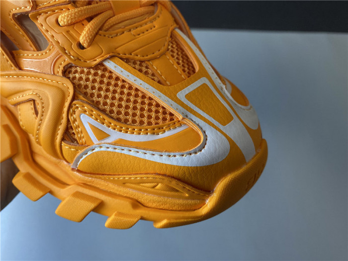 BLCG Track.2 Beige Blue Orange (W) 568615W2GN55817