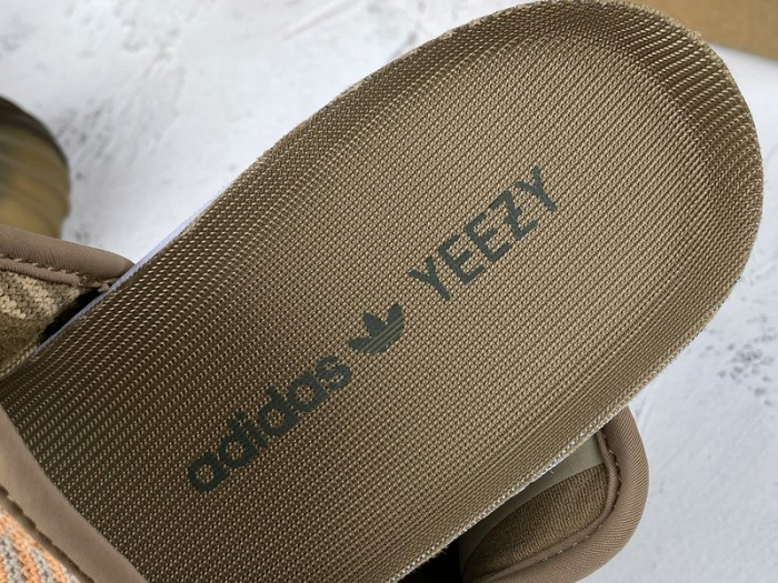 Adidas Yeezy 350 V2 FZ5240