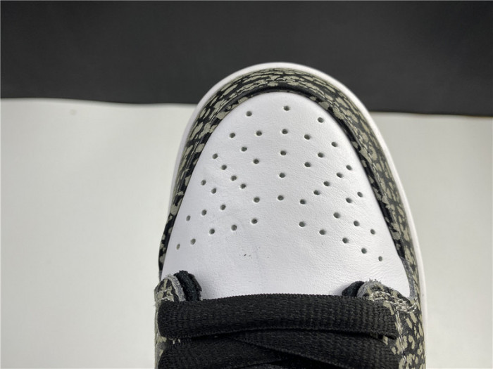 NIKE SB DUNK LOW PRO"ELEPHANT" BQ6817-009