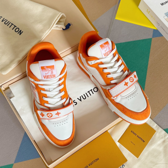 LV SNEAKER LOW 121302