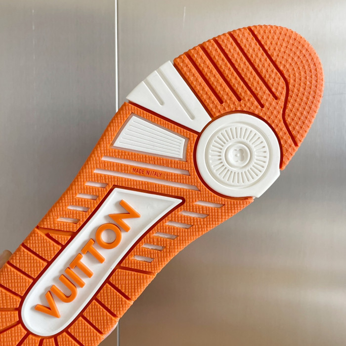 LV SNEAKER LOW 121302